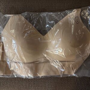 Seamless Beige Bra Rhonda Shear Size Large